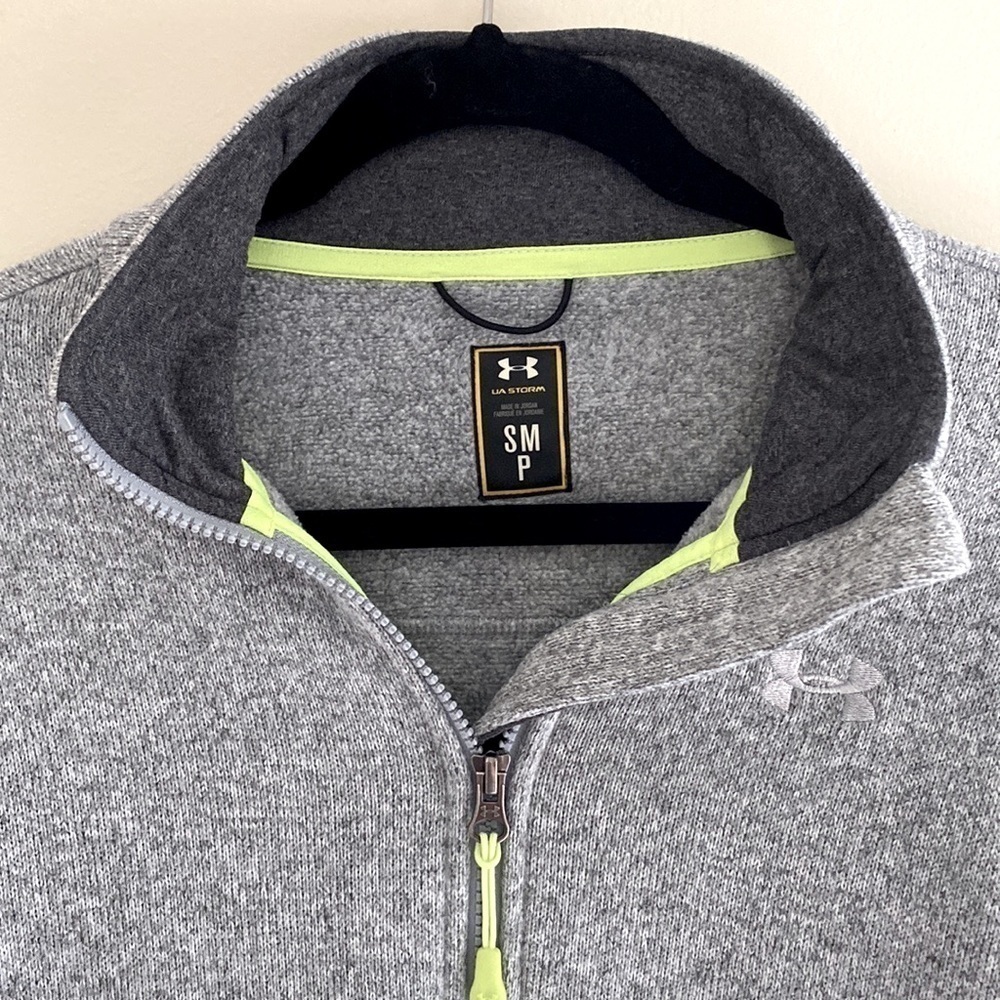 Men’s Under Armor Storm full zip fleece lined jacket or sweater Size Small